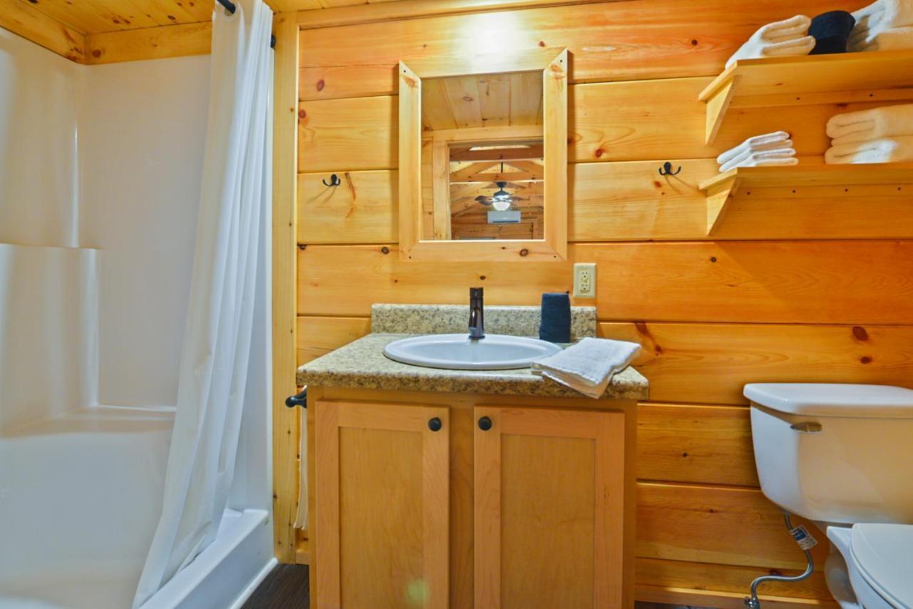 Great Escapes Rv Resort Bryan College Station Екстериор снимка